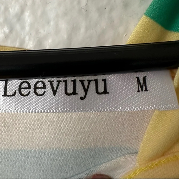 Harlequin Print Cold Shoulder Yellow And Green Medium Top Brand New - Picture 10 of 13